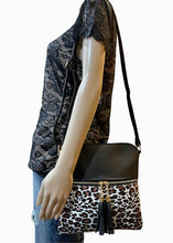 Load image into Gallery viewer, Cast A Spell Miley Leopard Handbag