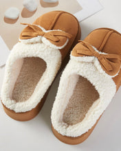 Load image into Gallery viewer, Winter Oasis Camel Bow Slippers
