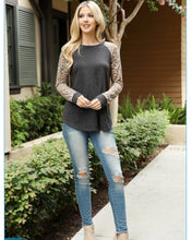 Load image into Gallery viewer, A Fighting Spirit Leopard Sleeve Top
