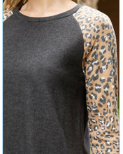 Load image into Gallery viewer, A Fighting Spirit Leopard Sleeve Top
