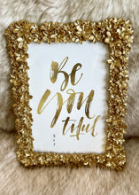 Load image into Gallery viewer, Everlasting Memories Frame
