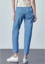 Load image into Gallery viewer, Wishful Thinking Mom Jeans

