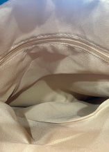 Load image into Gallery viewer, Cast A Spell Miley Leopard Handbag
