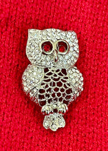 Load image into Gallery viewer, Good Vibes Only Owl Brooch
